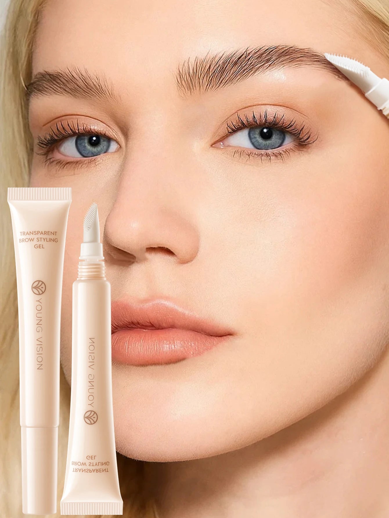 Clear Eyebrow Gel – Lightweight, non-flaky formula with micro comb applicator for even coverage, natural texture